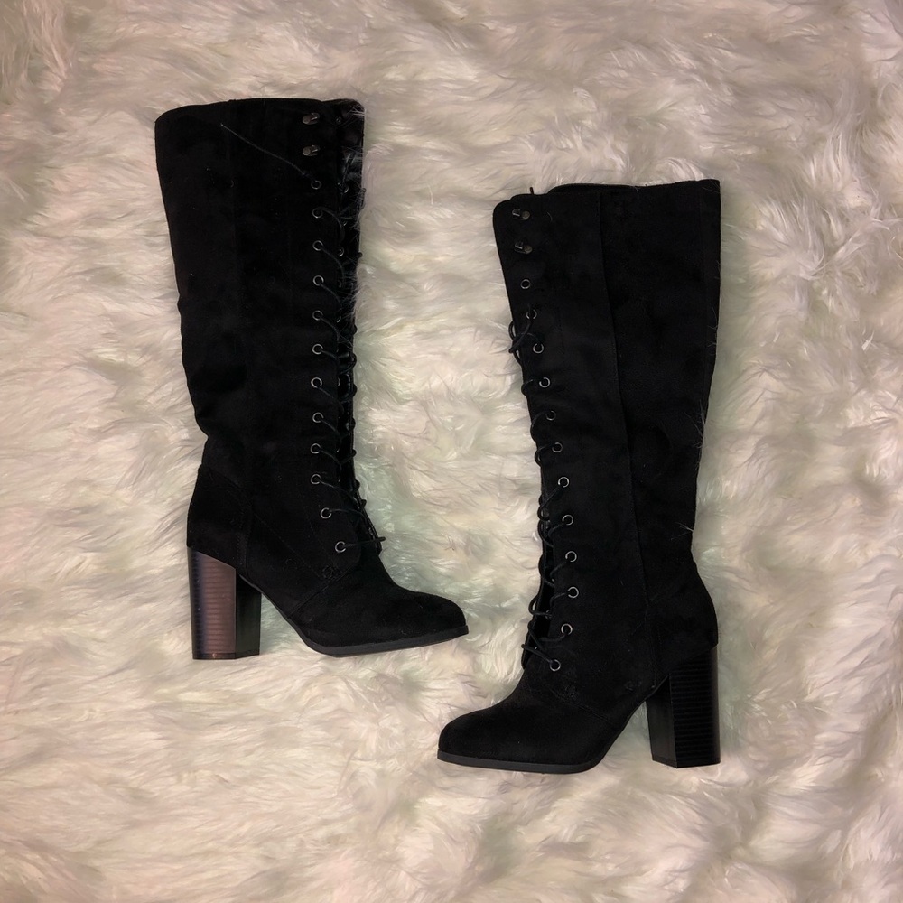 Black Lace-Up Heeled Boots
